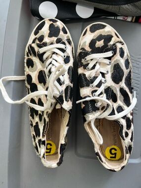 Nine West • Pony Hair Sneakers• Size 5 • Like New